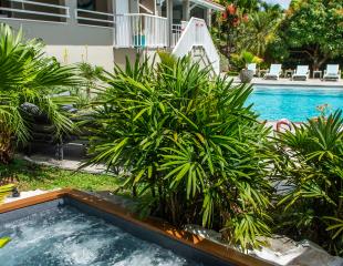 Kaz O’Rocher - piscine